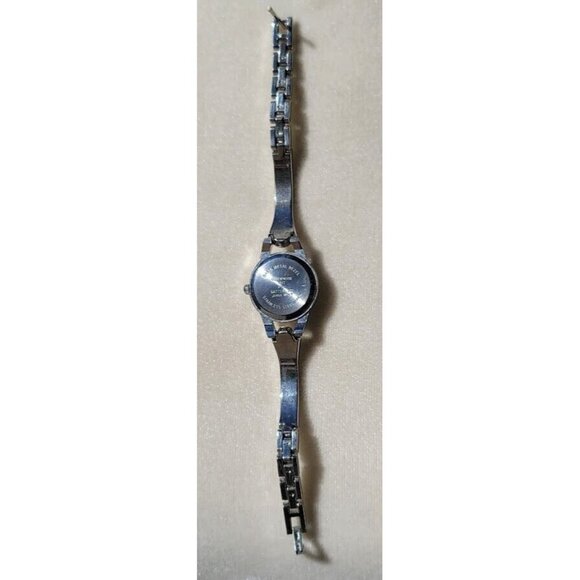 VTG Silver Tone Costume Jewelry Womens Watch Encrusted CZ's GENWM992 Ticks Runs - Picture 5 of 6